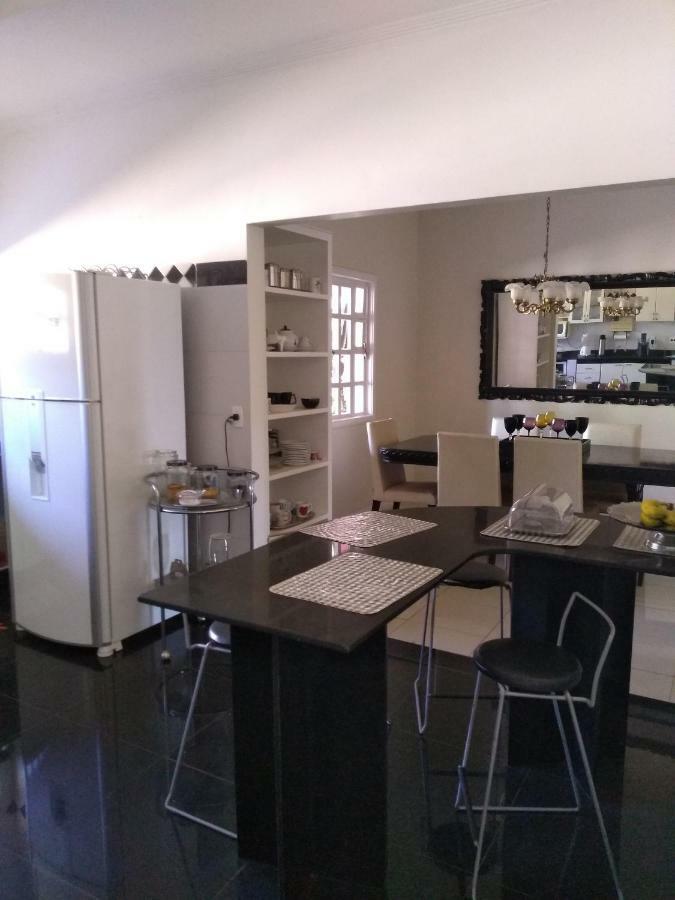 Homestay Mansao Coqueiros Lago Norte Brasilia