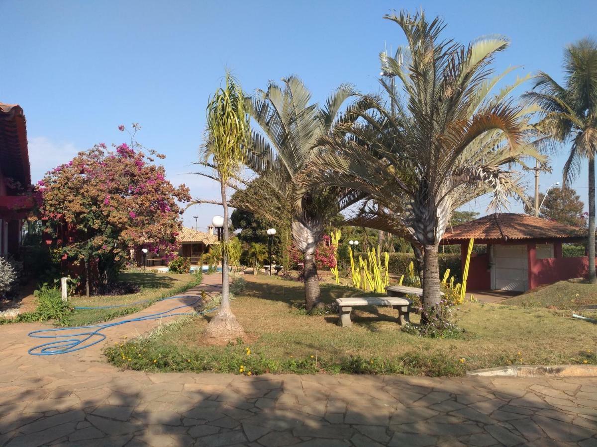 Homestay Mansao Coqueiros Lago Norte *