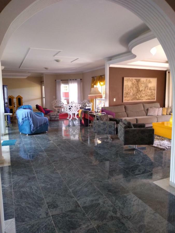Homestay Mansao Coqueiros Lago Norte *